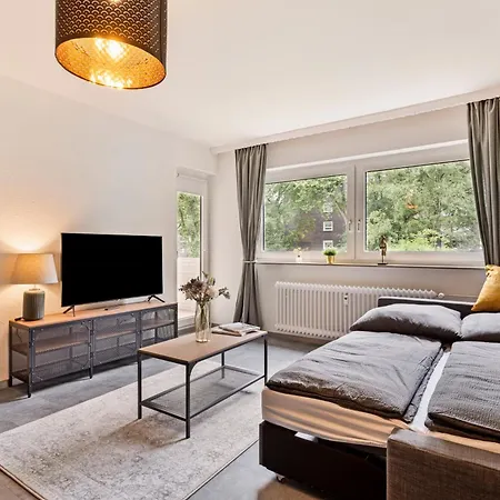 Arena Trifft Domizil By Cordissky In Direkter Umgebung Zur Arena 盖尔森基兴